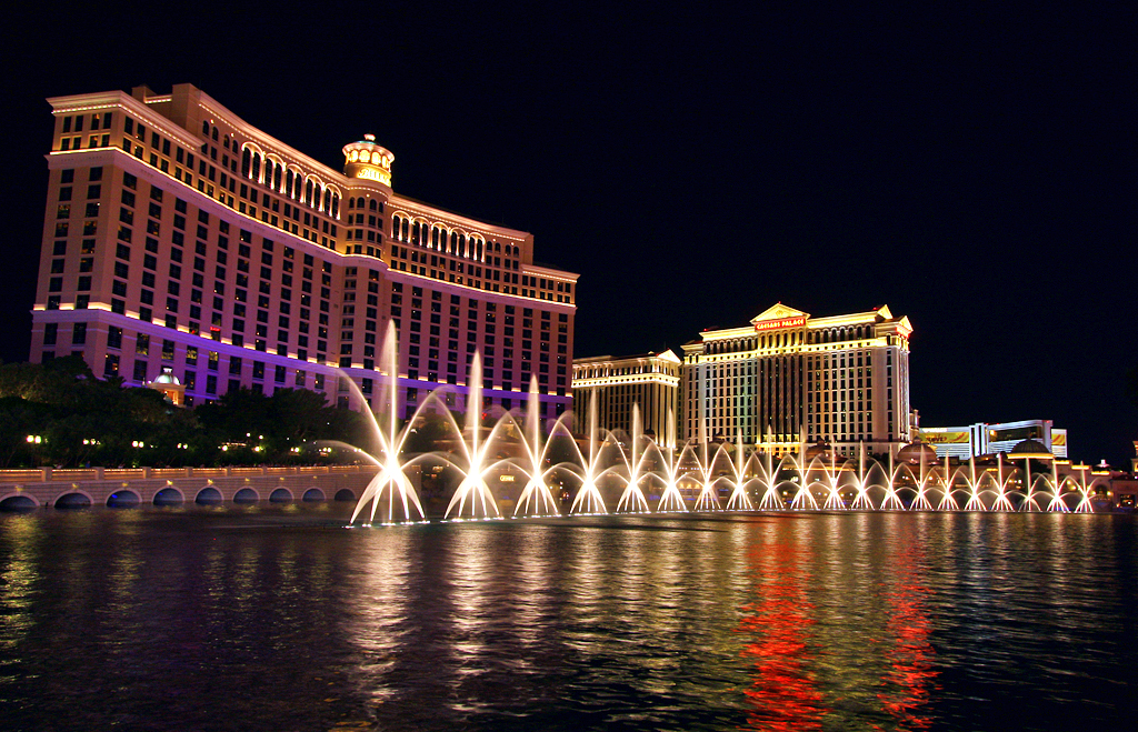 The Bellagio fountains are among the great Vegas attractions